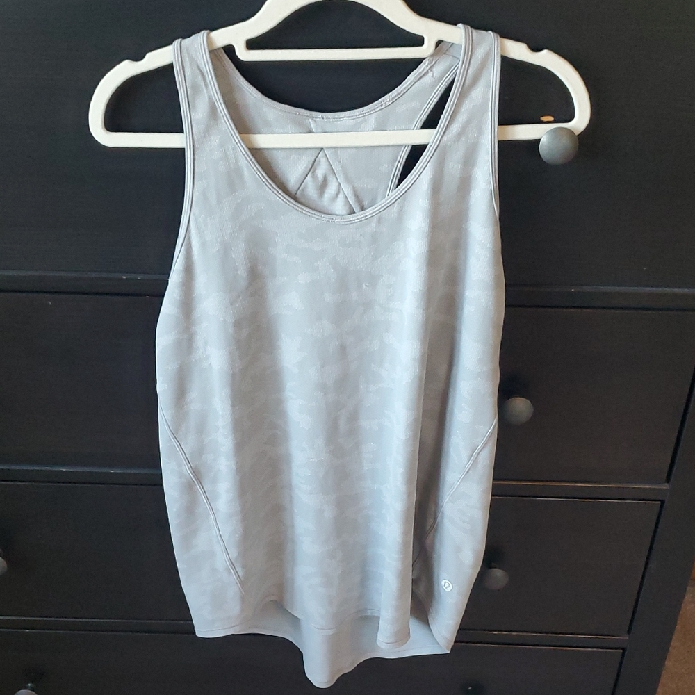 Lululemon Essential Tank